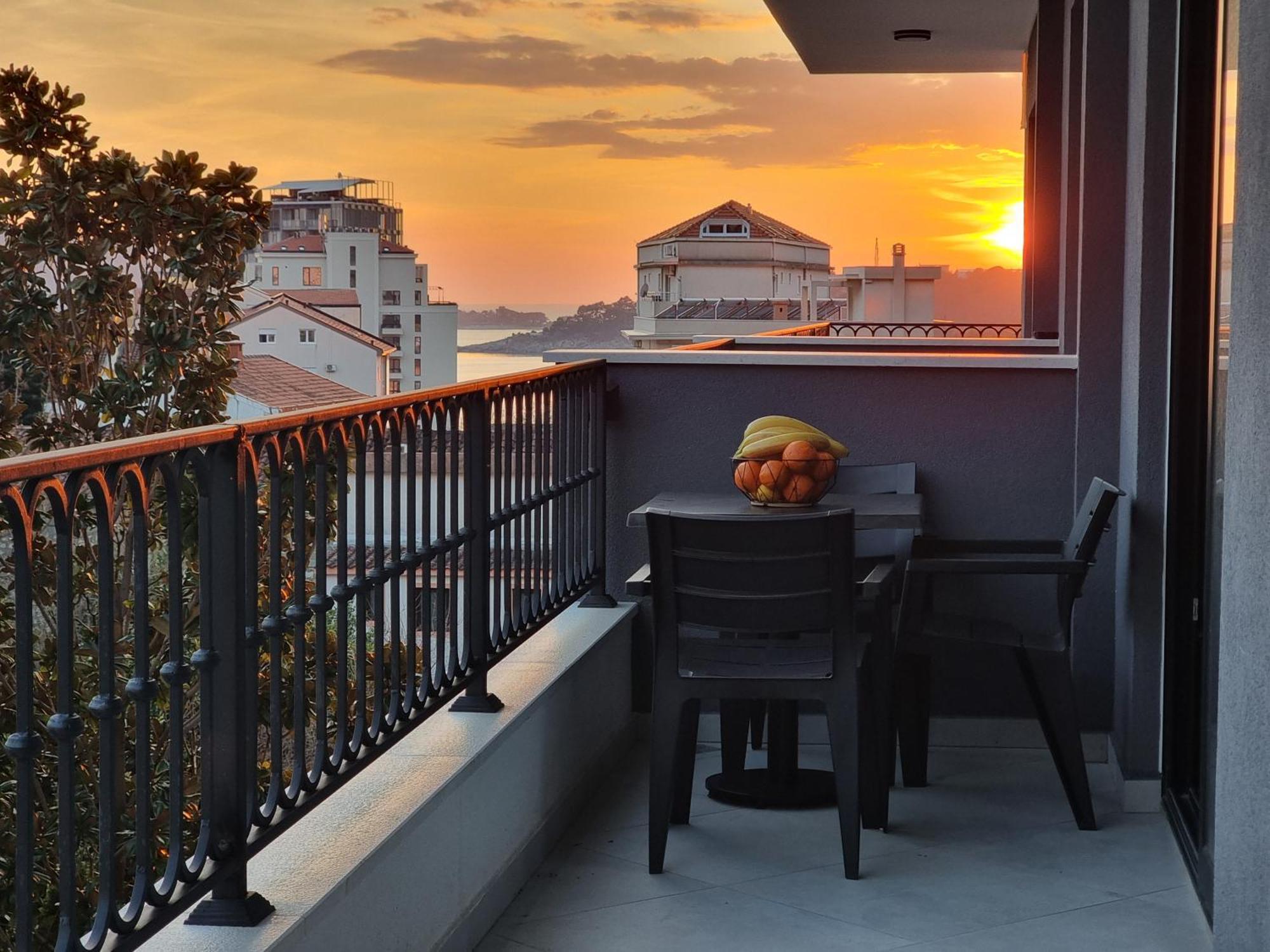 Adriatic Apartments Budva Exterior foto